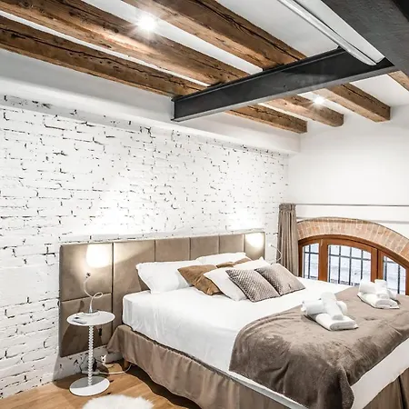 Apartment Industrial Loft R&r Venice