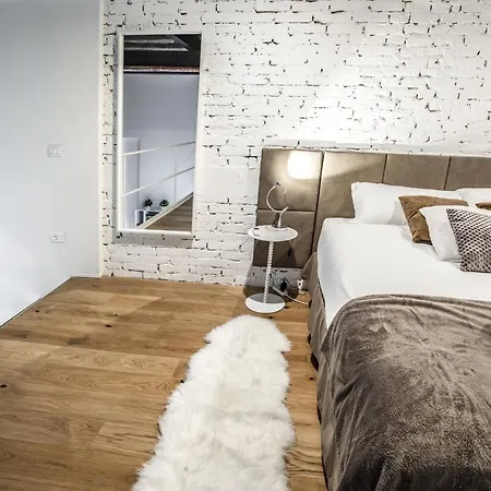 Apartment Industrial Loft R&r Venice