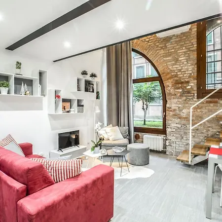 Apartment Industrial Loft R&r