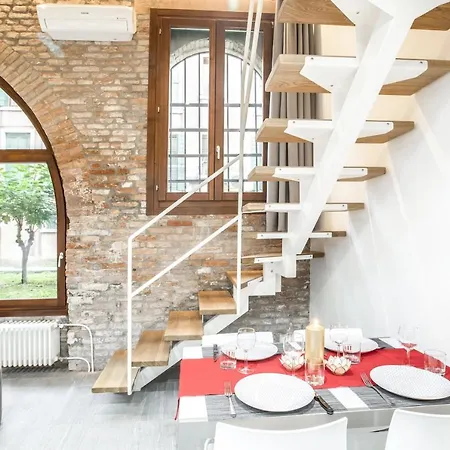 Industrial Loft R&r